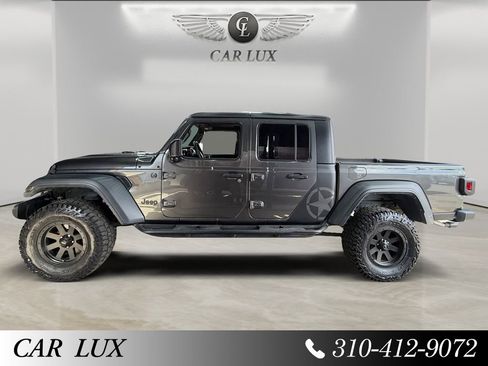 Used 2023 Jeep Gladiator Sport AWD/4WD image 2