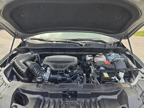 Used 2025 Chevrolet Blazer RS image 32