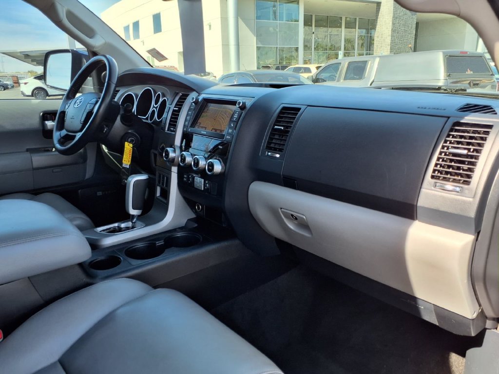 Used 2013 Toyota Sequoia Limited AWD/4WD image 18