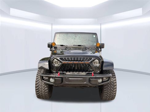 Used 2014 Jeep Wrangler Unlimited Rubicon AWD/4WD image 2