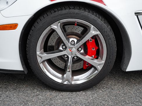 Used 2013 Chevrolet Corvette Grand Sport w/ 3LT Preferred Equipment Group RWD image 14