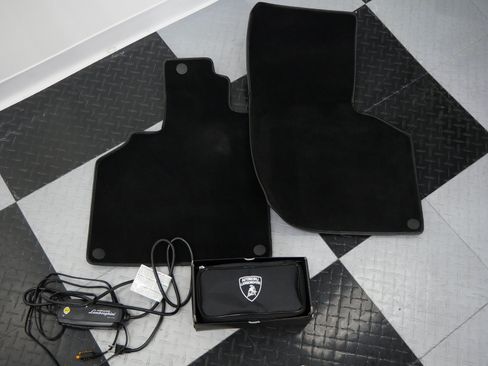 Used 2004 Lamborghini Gallardo AWD/4WD image 28