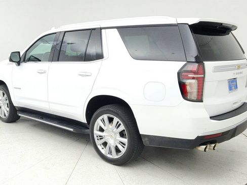 Used 2022 Chevrolet Tahoe High Country AWD/4WD image 5