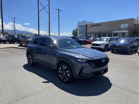 Certified 2025 MAZDA CX-50 2.5 Hybrid w/ Premium Plus Pkg AWD/4WD image 4