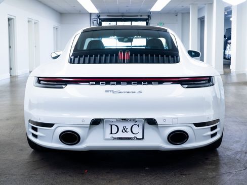 Used 2020 Porsche 911 Carrera S image 5