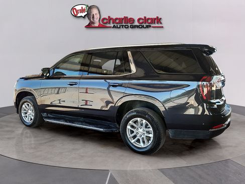 Used 2025 Chevrolet Tahoe LT RWD image 2