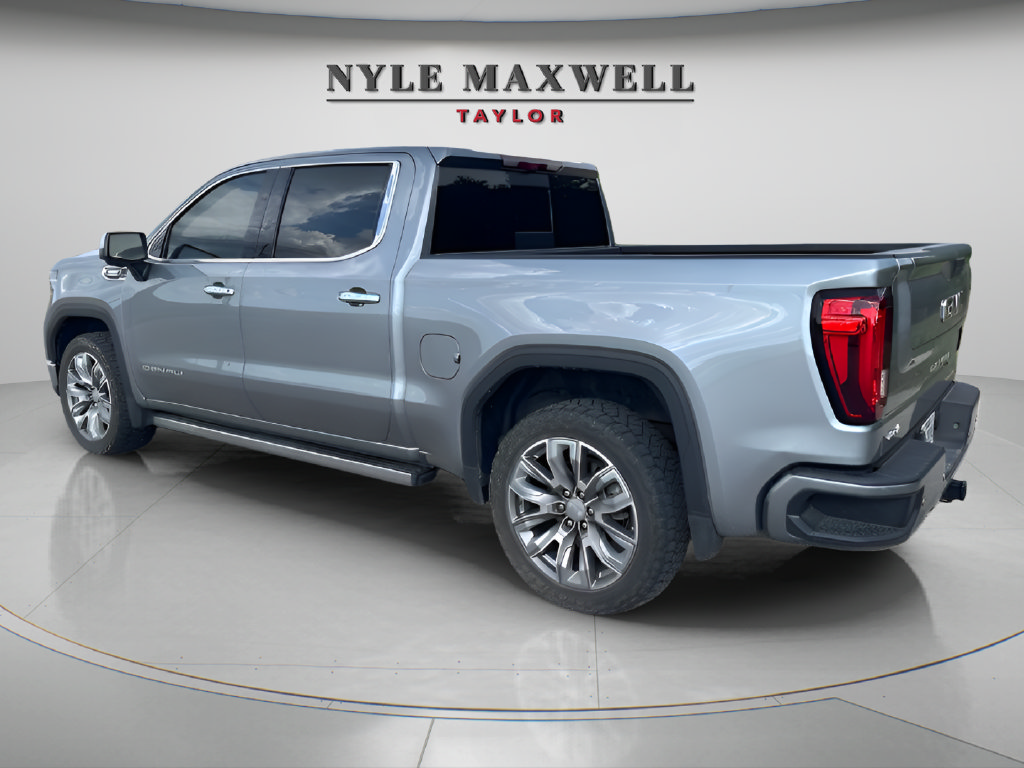 Used 2024 GMC Sierra 1500 Denali w/ Denali Reserve Package AWD/4WD image 5