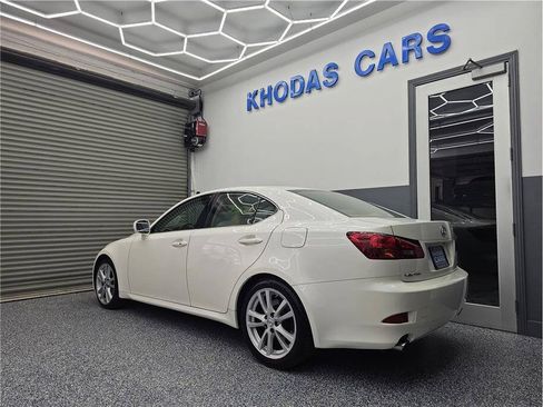 Used 2006 Lexus IS 350 RWD image 3