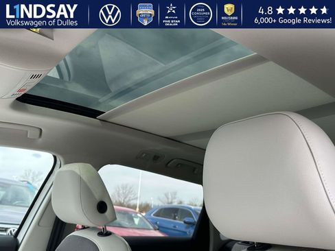 New 2026 Volkswagen Taos SE image 19