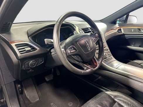 Used 2017 Lincoln MKZ Reserve image 10