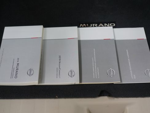 Used 2019 Nissan Murano Platinum image 30