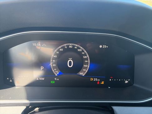 New 2026 Volkswagen Jetta SE FWD image 13