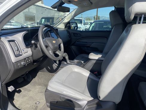 Used 2017 Chevrolet Colorado W/T image 10