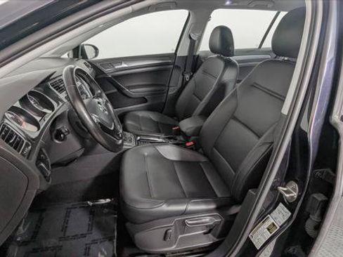 Used 2018 Volkswagen Golf SE FWD image 14