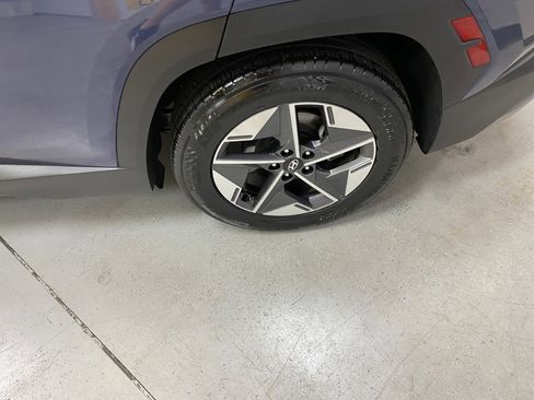 Used 2025 Hyundai Tucson SEL FWD image 12