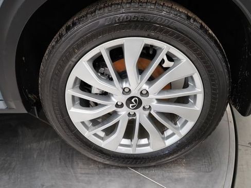 Used 2023 INFINITI QX50 Luxe image 34