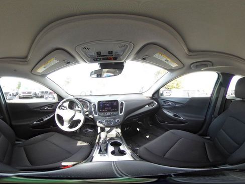 Used 2024 Chevrolet Malibu LT image 44