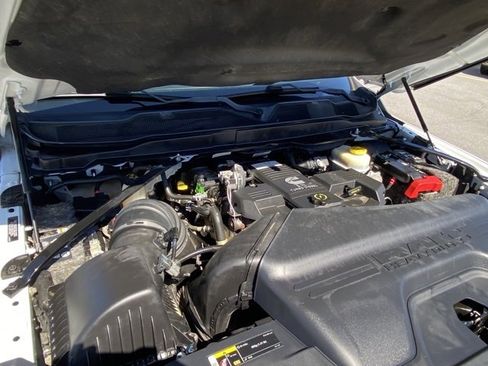 Used 2019 RAM 2500 Big Horn image 21