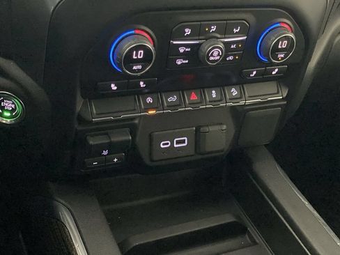 Used 2021 Chevrolet Silverado 1500 RST AWD/4WD image 23