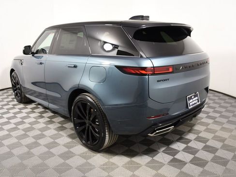 New 2026 Land Rover Range Rover Sport Dynamic SE AWD/4WD image 4