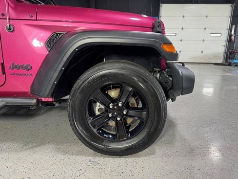 Used 2021 Jeep Wrangler Unlimited Sport AWD/4WD image 25