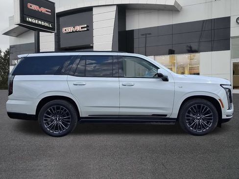 Used 2025 Cadillac Escalade Sport Platinum AWD/4WD image 26