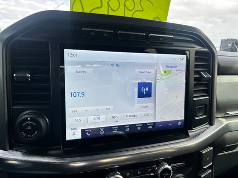 Used 2021 Ford F150 Lariat w/ Equipment Group 502A High image 13