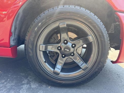 Used 2000 Ford F150 Lightning image 17