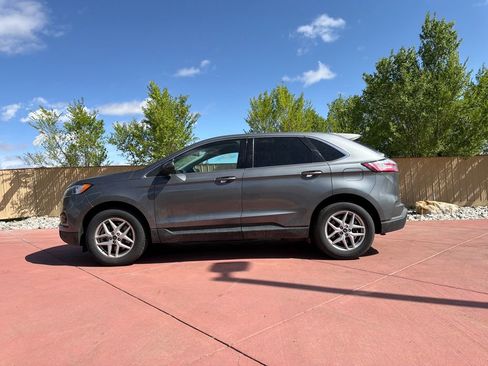 Used 2024 Ford Edge SEL image 4