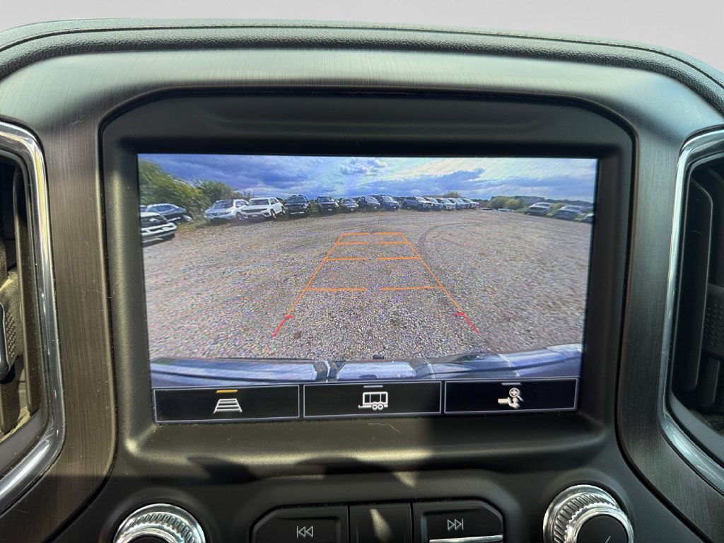 Used 2022 GMC Sierra 1500 AT4 w/ AT4 Preferred Package AWD/4WD image 28