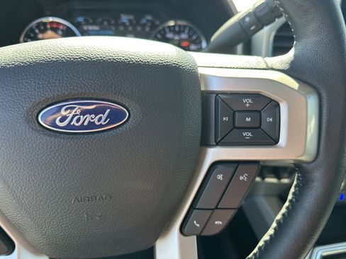 Used 2020 Ford F350 Lariat w/ Lariat Ultimate Package image 26