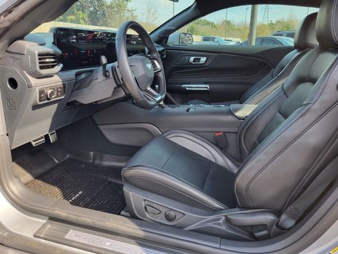 Certified 2025 Ford Mustang GT Premium image 19