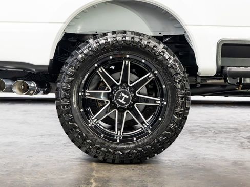 Used 2024 Ford F250 Lariat w/ Lariat Ultimate Package image 28