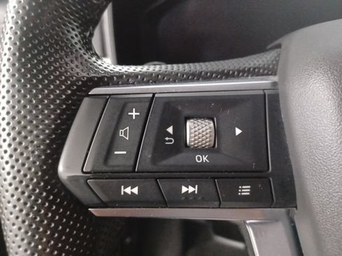Used 2023 Mitsubishi Outlander SEL FWD image 19