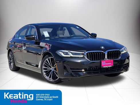 Used 2021 BMW 530i w/ Premium Package image 2