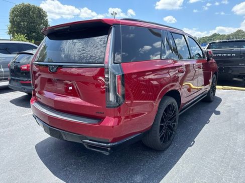 Used 2023 Cadillac Escalade Sport Platinum w/ Heavy-Duty Trailer Package AWD/4WD image 4