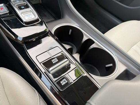 Used 2020 Hyundai Sonata SEL w/ Premium + Sunroof Package FWD image 26