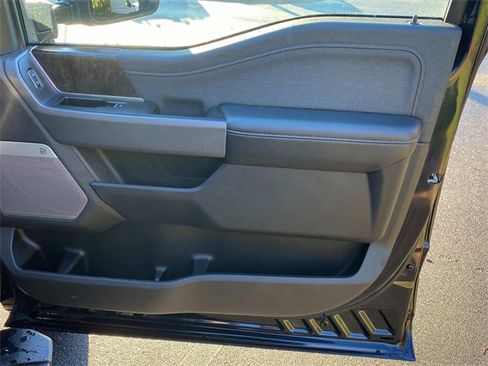 Used 2023 Ford F250 Lariat w/ Lariat Ultimate Package image 38