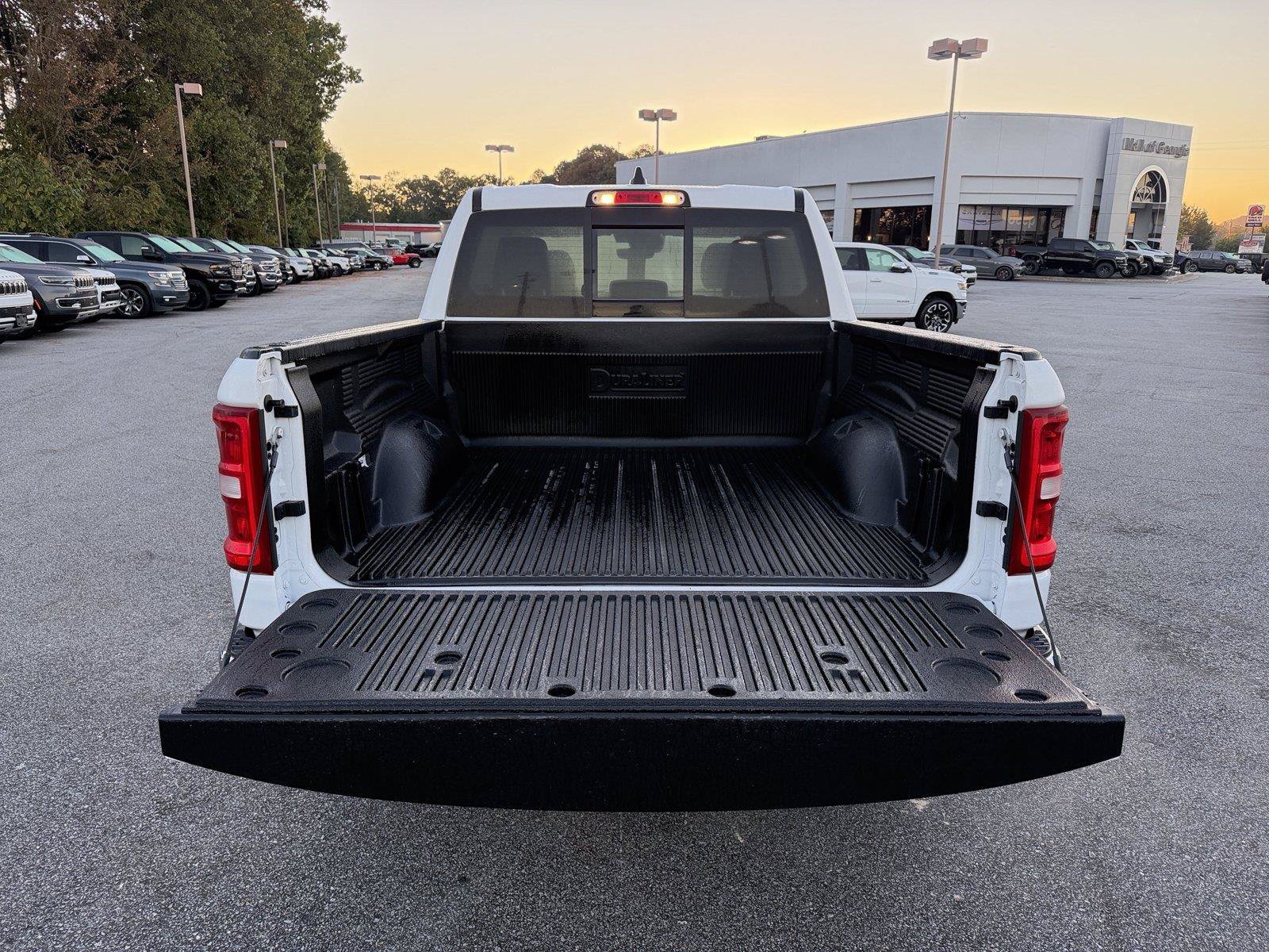 Used 2026 RAM 1500 Laramie AWD/4WD image 17