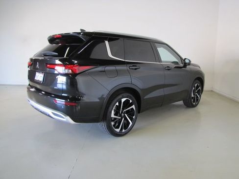 Used 2022 Mitsubishi Outlander SEL AWD/4WD image 23