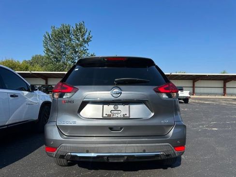 Used 2019 Nissan Rogue SV FWD image 13