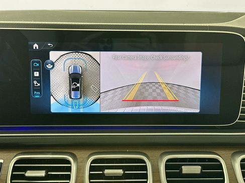 New 2026 Mercedes-Benz GLS 450 4MATIC image 14