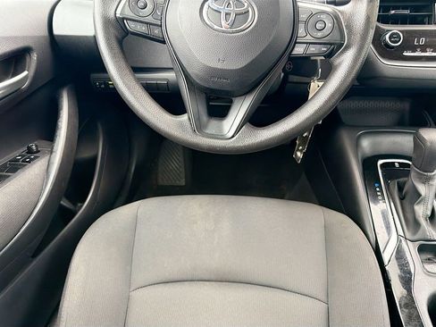 Used 2020 Toyota Corolla LE FWD image 16