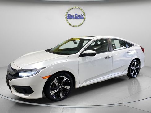 Used 2016 Honda Civic Touring image 1