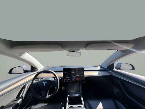 Used 2022 Tesla Model 3 Long Range AWD/4WD image 19