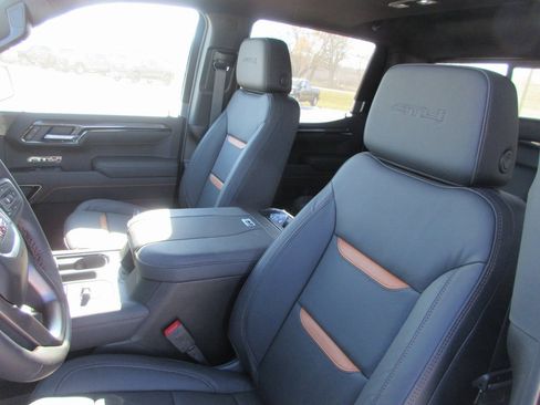 New 2026 GMC Sierra 1500 AT4 w/ AT4 Premium Package image 14