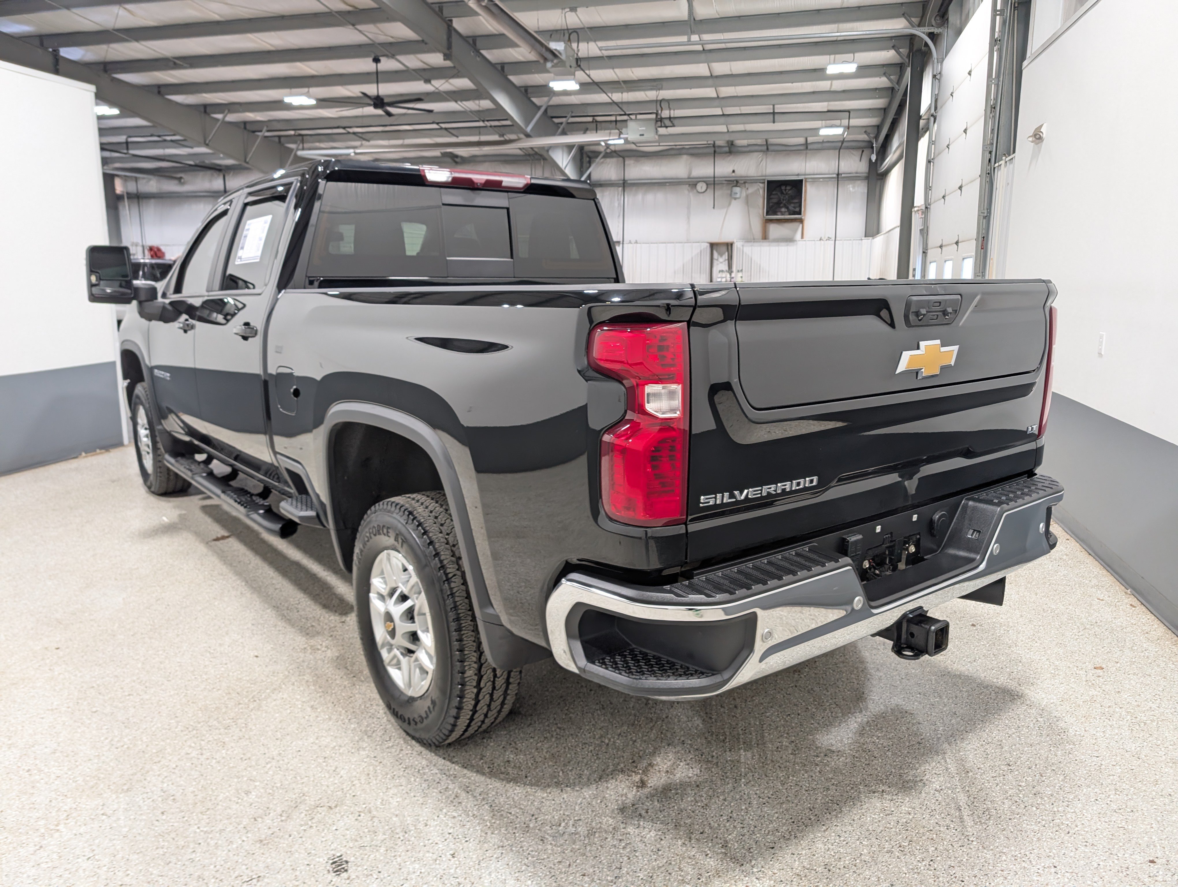 Used 2024 Chevrolet Silverado 2500 LT w/ All Star Edition AWD/4WD image 5