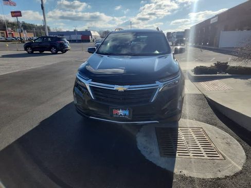 Used 2024 Chevrolet Equinox LT AWD/4WD image 2