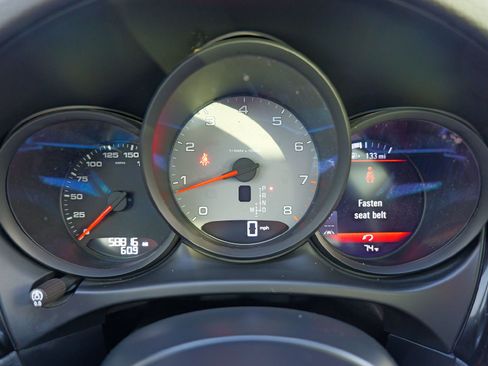 Used 2021 Porsche Macan S image 14