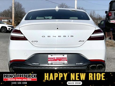 Used 2023 Genesis G70 2.0T image 4